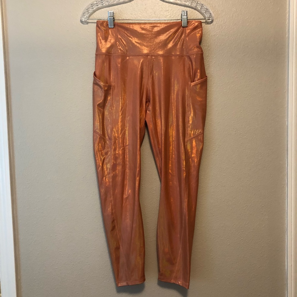 Fabletics PureLuxe high waisted iridescent 7/8 legging with pockets size medium